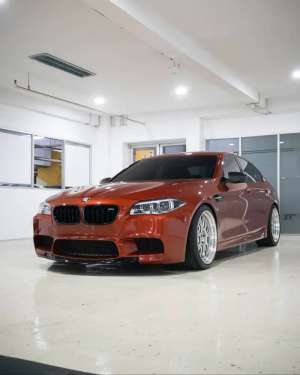 Jual bekas BMW M5 F10 LCI 2013 Orange,lokasi di  