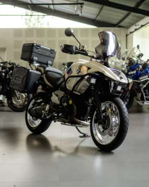 Jual bekas BMW R1200GS Rallye Alpine White 2012,lokasi di Depok Kota