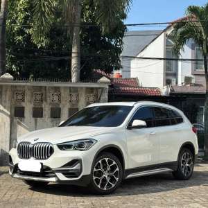 Jual bekas BMW X1 XLINE PMK 2020 LCI FACELIFT PANORAMIC,lokasi di Tangerang Kota