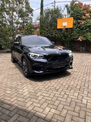Jual bekas BMW X4 M aksesoris like new,lokasi di Bandung Kota