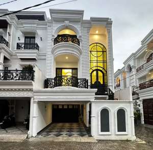 Brand new luxury house dekat ke cilandak kko jakarta selatan lokasi di Depok Kota, tersedia melalui melalui situs Olx