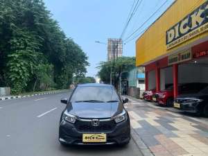 Jual bekas brio 2024 e automatic,lokasi di Surabaya Kota