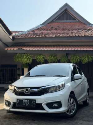 Jual bekas Brio E AT 2022,lokasi di Kediri  Kab.