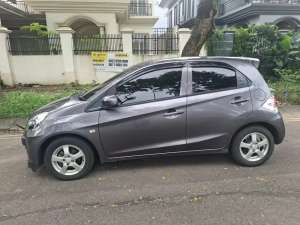 Brio E Matic 2015 Km 65rb lokasi di  , tersedia melalui melalui situs Olx
