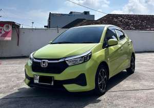 Jual bekas Brio E matic 2024 km rendah 13rb mulus sekali seperti baru,lokasi di  