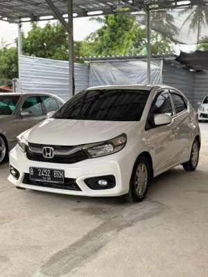 Jual bekas Brio e matic full ori nol spet,lokasi di  