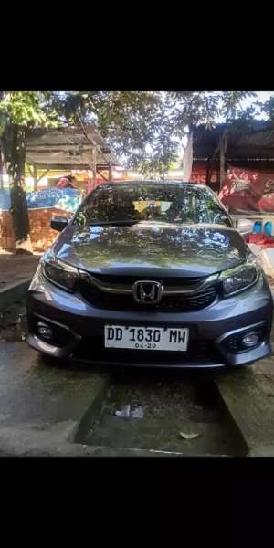 Jual bekas Brio e Satya 2019 manual, kondisi istimewa, tangan pertama,lokasi di  