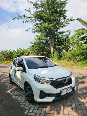 Jual bekas BRIO E SATYA 2024 KM 23 RIBU,lokasi di  