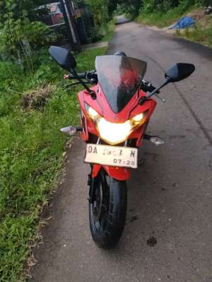 CBR 150 CBU THAILAND 2013 lokasi di  , tersedia melalui melalui situs Olx