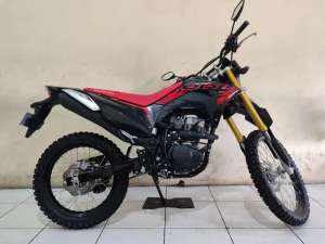 Jual bekas CRF 150L 2025 istimewa mulus terawat siap pakai...,lokasi di  