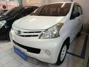 Jual bekas DAIHATSU 2013 XENIA X 1.3 MT PUTIHJL.RAYA JEMURSARI MOBIL 1717,lokasi di  