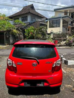 Daihatsu Ayla 2015 Bensin lokasi di  , tersedia melalui melalui situs Olx
