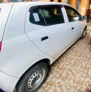 Daihatsu ayla type D manual lokasi di  , tersedia melalui melalui situs Olx