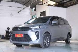 Jual bekas Daihatsu New Xenia R CVT tahun 2022 silver Matic AT DP minim,lokasi di  