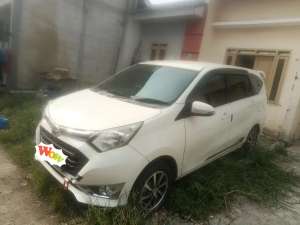 Daihatsu Sigra 2016 Bensin lokasi di  , tersedia melalui melalui situs Olx