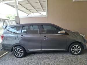 Jual bekas Daihatsu Sigra 2017 Deluxe Matic,lokasi di Surabaya Kota