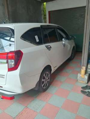 Daihatsu Sigra 2021 Bensin lokasi di  , tersedia melalui melalui situs Olx