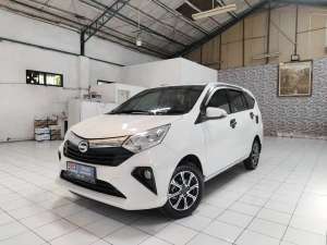Jual bekas Daihatsu SIGRA R 1,2 Bensin AT 2021 Putih,lokasi di Tangerang Selatan Kota