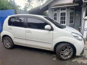 Daihatsu sirion deluxe AT 2012 lokasi di  , tersedia melalui melalui situs Olx