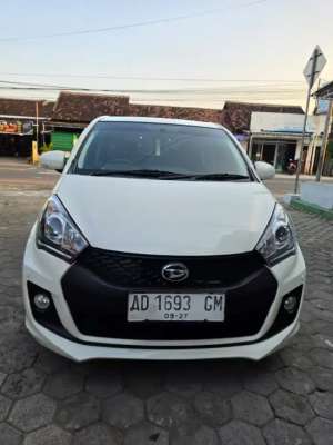 Daihatsu Sirion Sport Manual 2017 lokasi di  , tersedia melalui melalui situs Olx