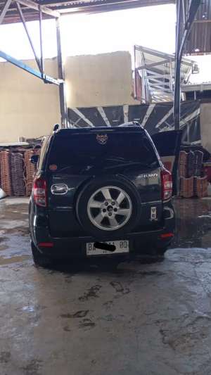 Daihatsu Terios 2008 Bensin lokasi di  , tersedia melalui melalui situs Olx