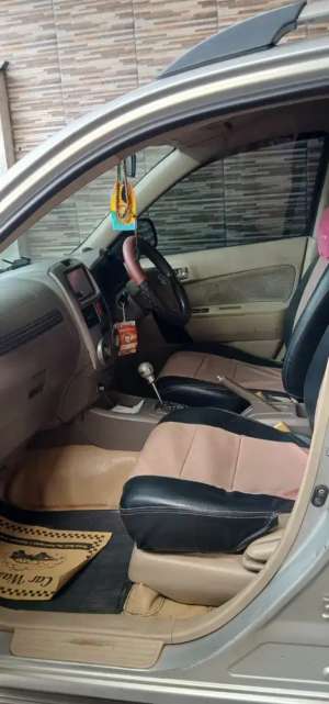 Daihatsu Terios 2009 Bensin lokasi di  , tersedia melalui melalui situs Olx
