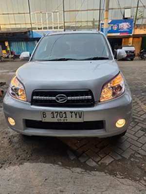 Daihatsu terios 2014 lokasi di  , tersedia melalui melalui situs Olx
