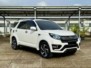 Jual bekas DAIHATSU TERIOS R ADVENTURE 2016,lokasi di Jakarta Barat