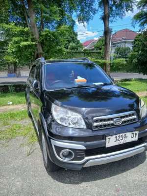 Jual bekas Daihatsu terios tx adventure 2014,lokasi di Jakarta Timur