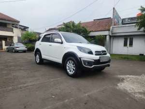 Jual bekas Daihatsu Terios TX Manual Tahun 2014,lokasi di Bandung Barat Kab.