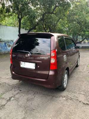 Daihatsu Xenia 2010 Bensin lokasi di  , tersedia melalui melalui situs Olx