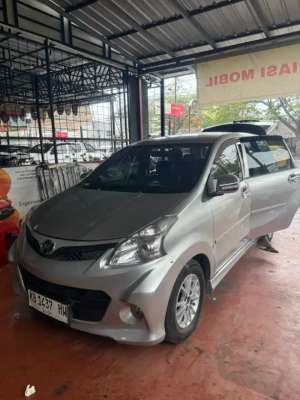 Daihatsu Xenia 2014 Up Veloz lokasi di  , tersedia melalui melalui situs Olx