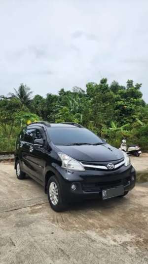 Daihatsu xenia r deluxe lokasi di  , tersedia melalui melalui situs Olx