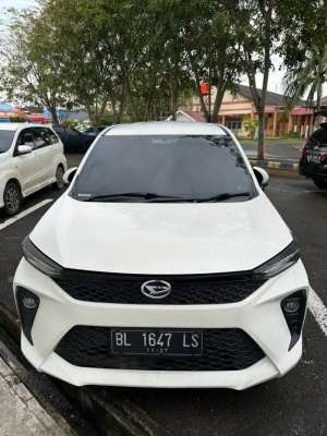 Daihatsu Xenia tipe R Deluxe 1,3 lokasi di  , tersedia melalui melalui situs Olx