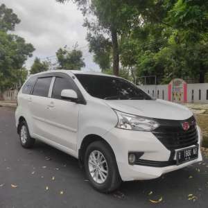 Daihatsu Xenia Tipe X MT 2016 lokasi di  , tersedia melalui melalui situs Olx