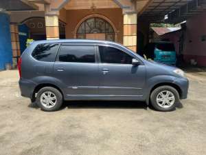 Jual bekas Daihatsu xenia xi 1.3 cc deluxe mentah,lokasi di  