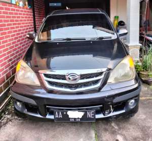 Daihatsu Zenia li 2011 lokasi di  , tersedia melalui melalui situs Olx