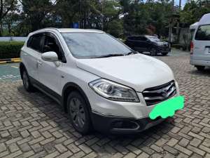 DFSK Glory 580 2024 km 15 ribu seperti baru. lokasi di  , tersedia melalui melalui situs Olx