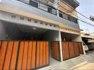 Di Jual Cepat Rumah Murah Di Kemayoran lokasi di Jakarta Pusat, tersedia melalui melalui situs Olx