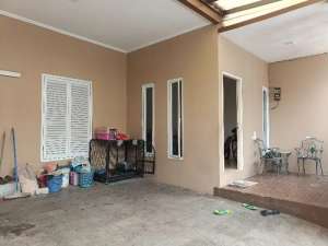 di jual rumah 2 lantai di duta bintaro. lokasi di Tangerang Kota, tersedia melalui melalui situs Olx