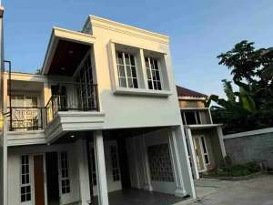 di jual rumah baru 2 lantai di tanah baru beji depok lokasi di Depok Kota, tersedia melalui melalui situs Olx