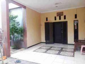 Di Jual rumah furnish cocok untuk kost, 2 lantai 10 kamar tidurlokasi di pejanten Jakarta Selatan lokasi di Jakarta Selatan, tersedia melalui melalui situs Olx