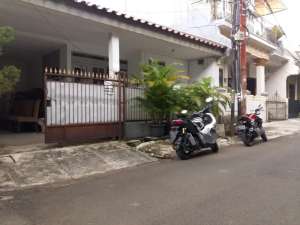 Di sewa rumah dalam komplek pasar Minggu bisa untuk kantor lokasi di Jakarta Selatan, tersedia melalui melalui situs Olx