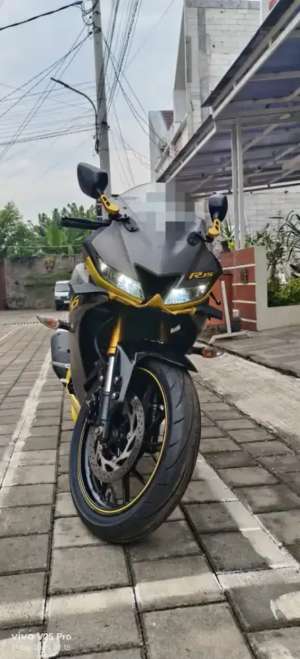 Jual bekas Dijual BU R15 tahun 2020,lokasi di  