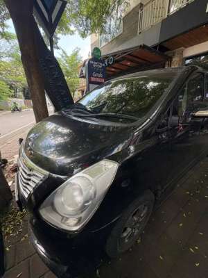 DIJUAL CEPAT Mobil Hyundai H-1 lokasi di  , tersedia melalui melalui situs Olx