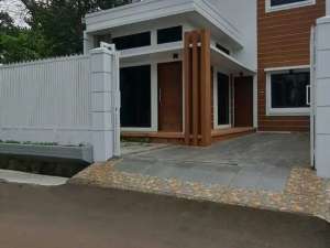 Dijual Cepat Rumah di Griya Serpong Ciater lokasi di Tangerang Selatan Kota, tersedia melalui melalui situs Olx