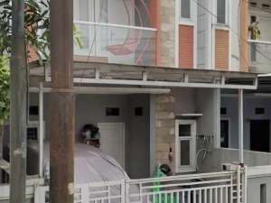 Dijual Cepat Rumah Minimalis di Kampung Tengah, Jakarta Timur lokasi di Jakarta Timur, tersedia melalui melalui situs Olx