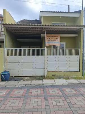 Dijual Cepat Untuk Rumah Pribadi atau Tempat Usaha lokasi di Surabaya Kota, tersedia melalui melalui situs Olx