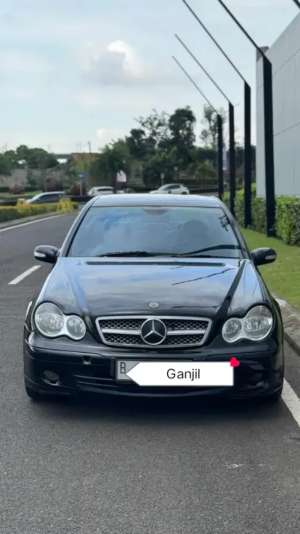 Jual bekas Dijual cepat W203 C240 2005,lokasi di Bekasi Kab.