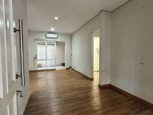 DIJUAL DI BAWAH PASARAN RUMAH PINEWOOD BANJAR WIJAYA TGR BANTEN lokasi di Tangerang Kota, tersedia melalui melalui situs Olx